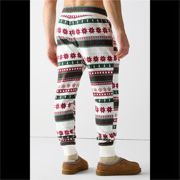 Fabletics The Go-To Jogger Holiday Fairisle - Picture 3 of 8